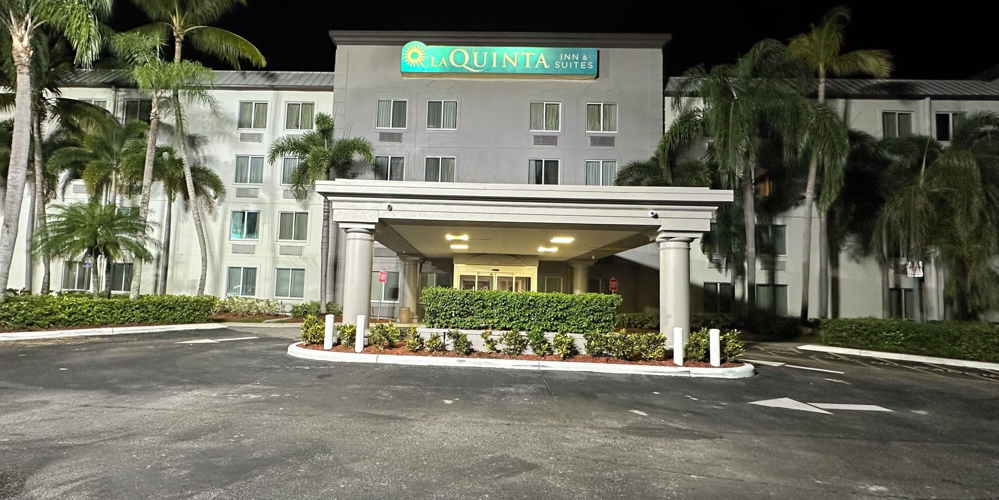 La Quinta Inn & Suites by Wyndham Sawgrass