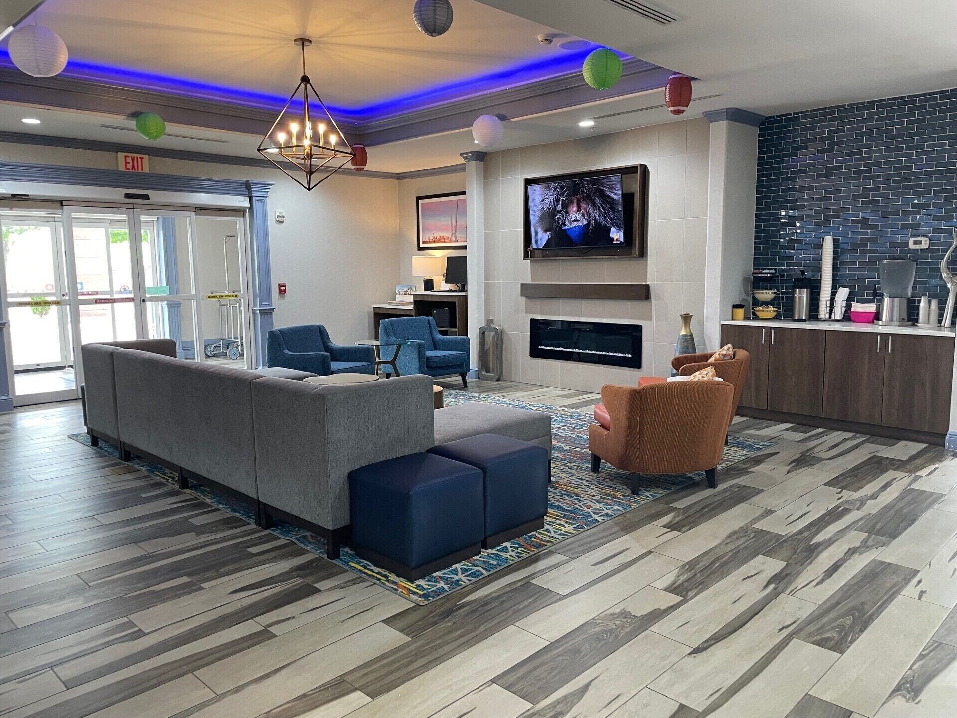 La Quinta Inn & Suites by Wyndham Oklahoma City - Moore