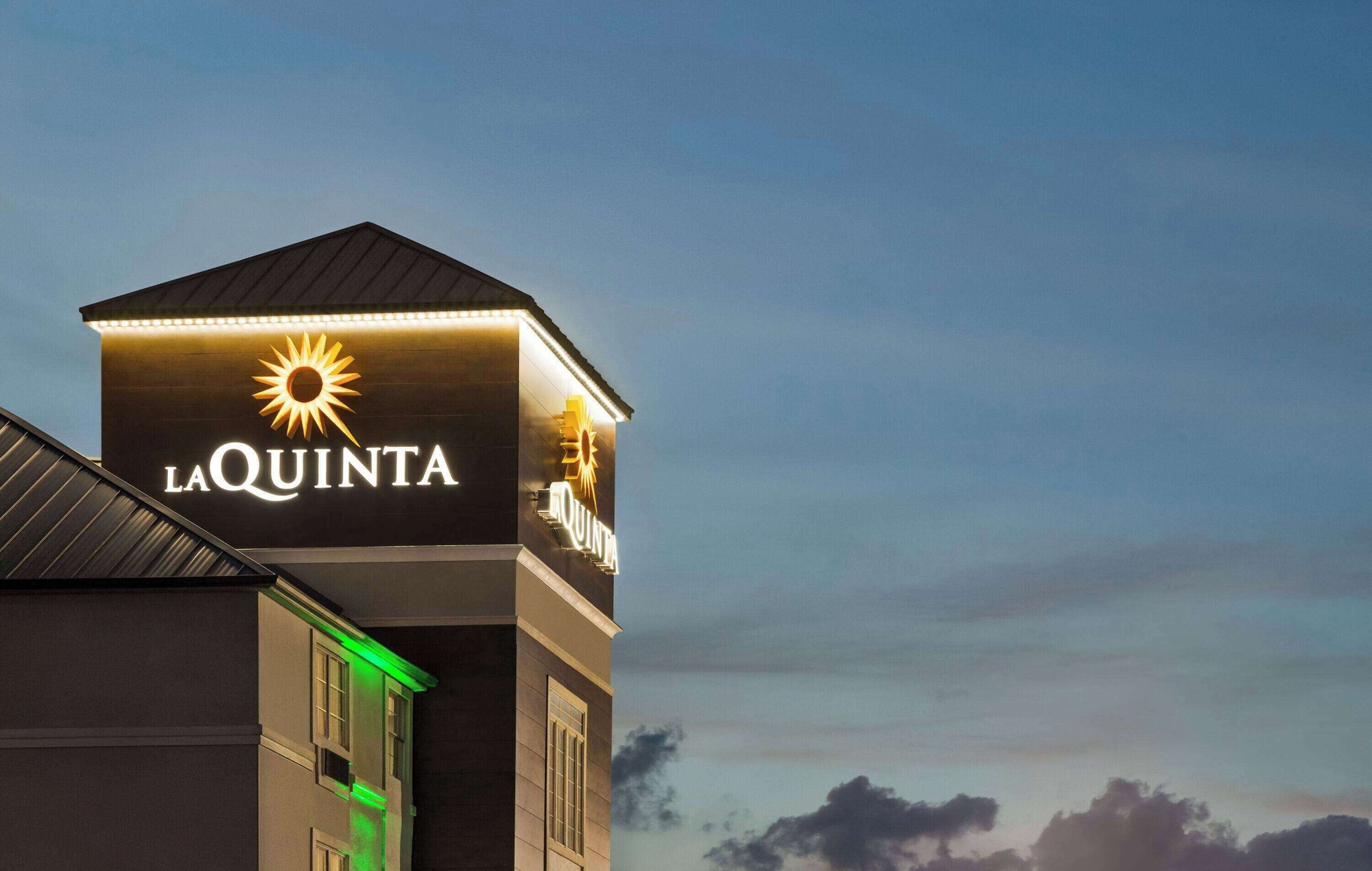 La Quinta Inn & Suites by Wyndham San Antonio N Stone Oak