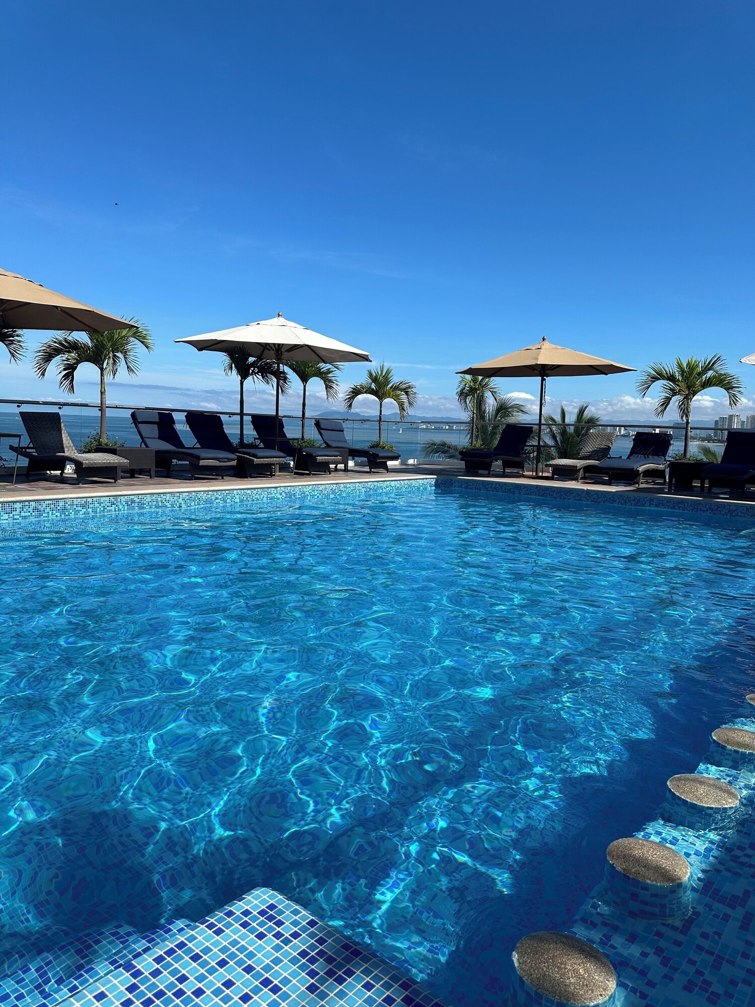 The Paramar Beachfront Boutique Hotel With Breakfast Included - Downtown Malecon