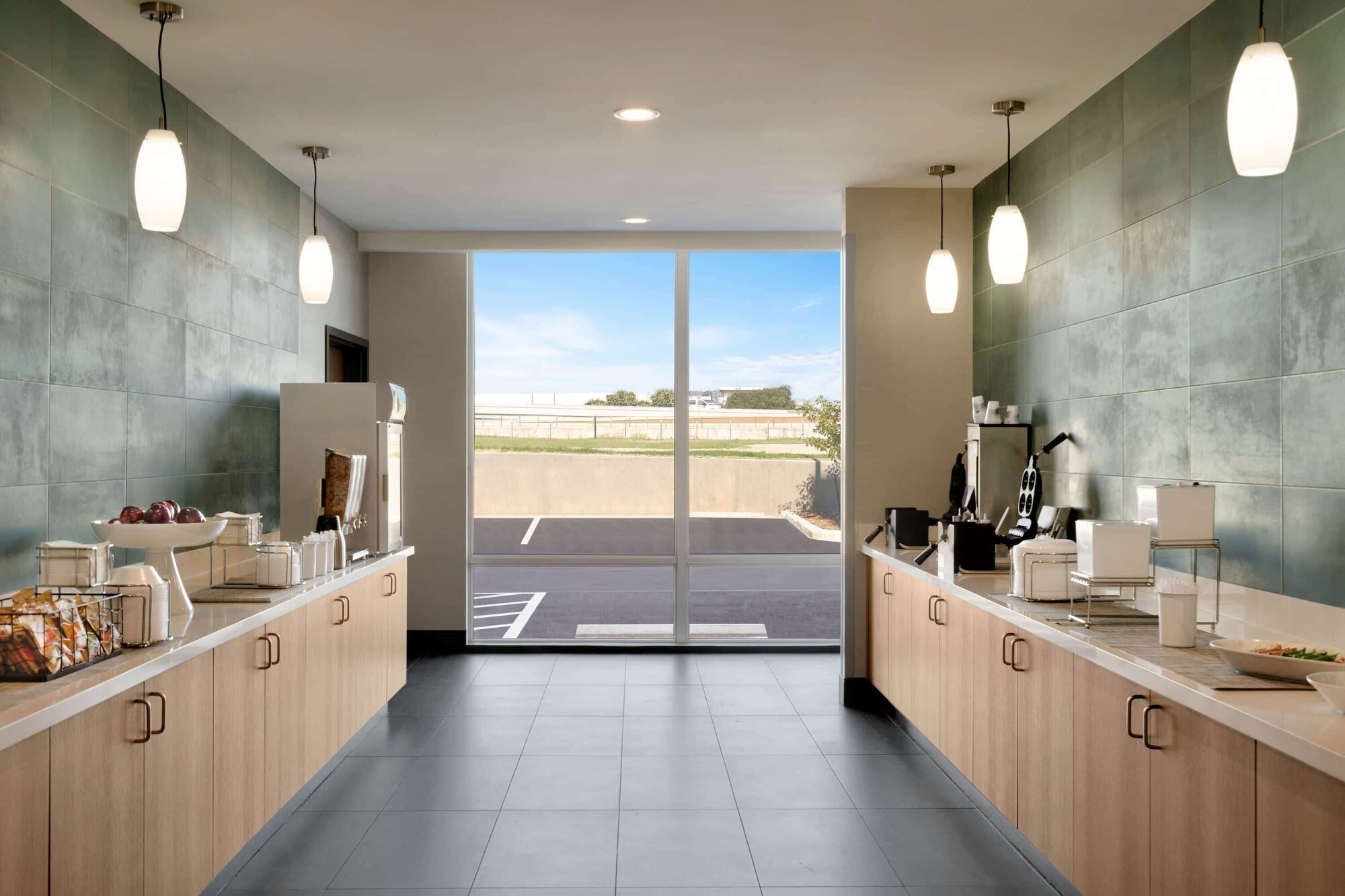 La Quinta Inn & Suites by Wyndham San Antonio Seaworld/LAFB