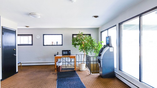 Manor Motel By OYO Near Oak Brook/Chicago Westchester