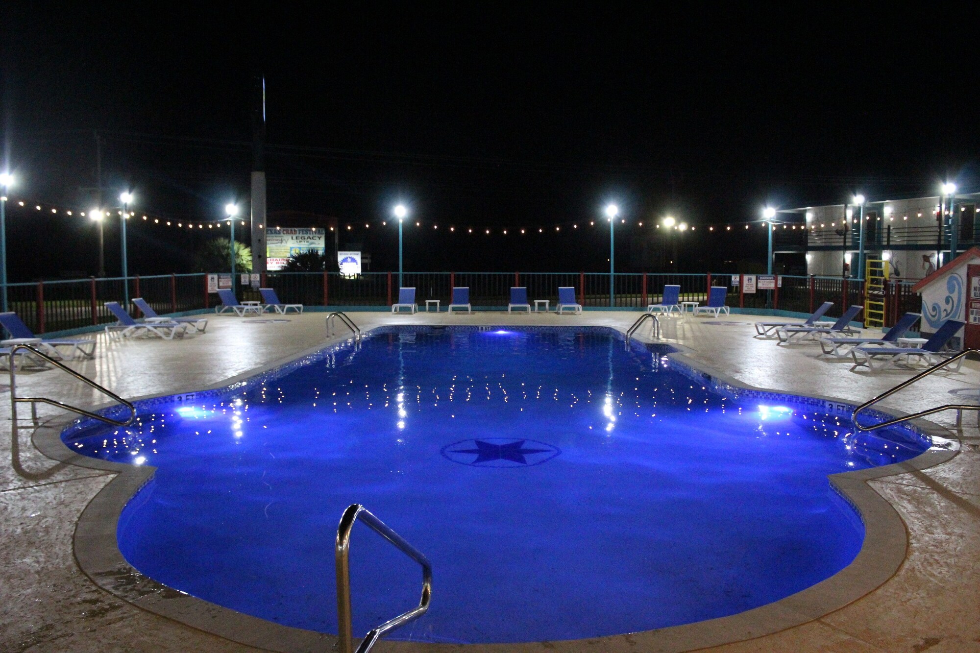 Crystal Palace Resort