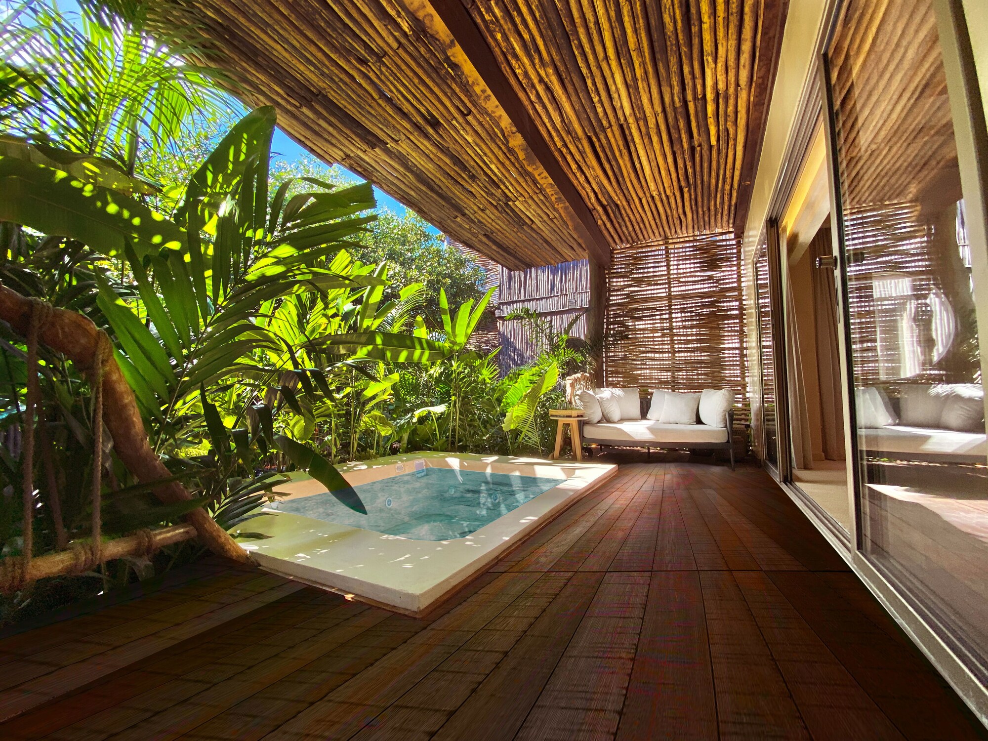 Hotel Shibari Tulum - Restaurant & Cenote Club