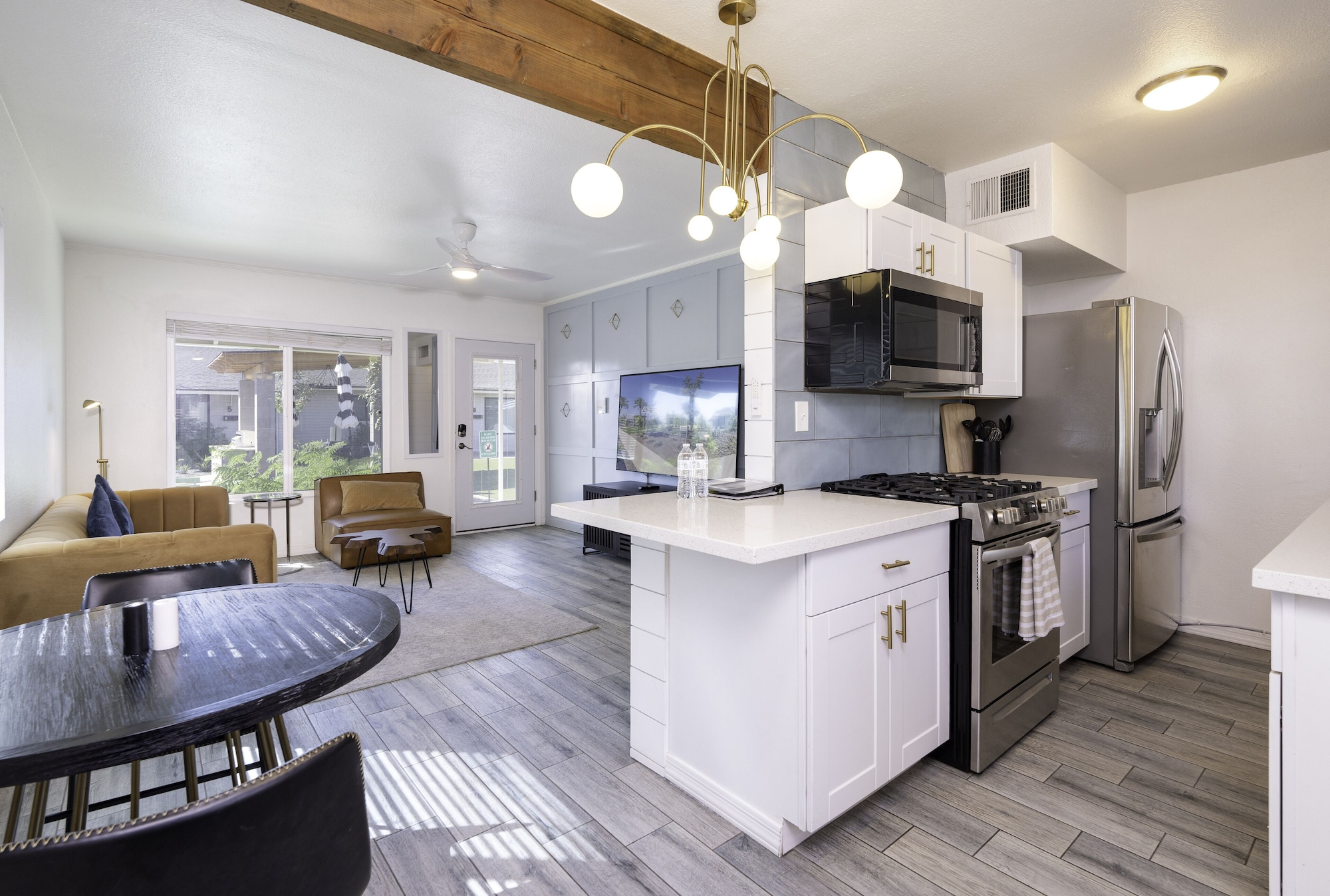 Ash & Ko Boutique Lodging